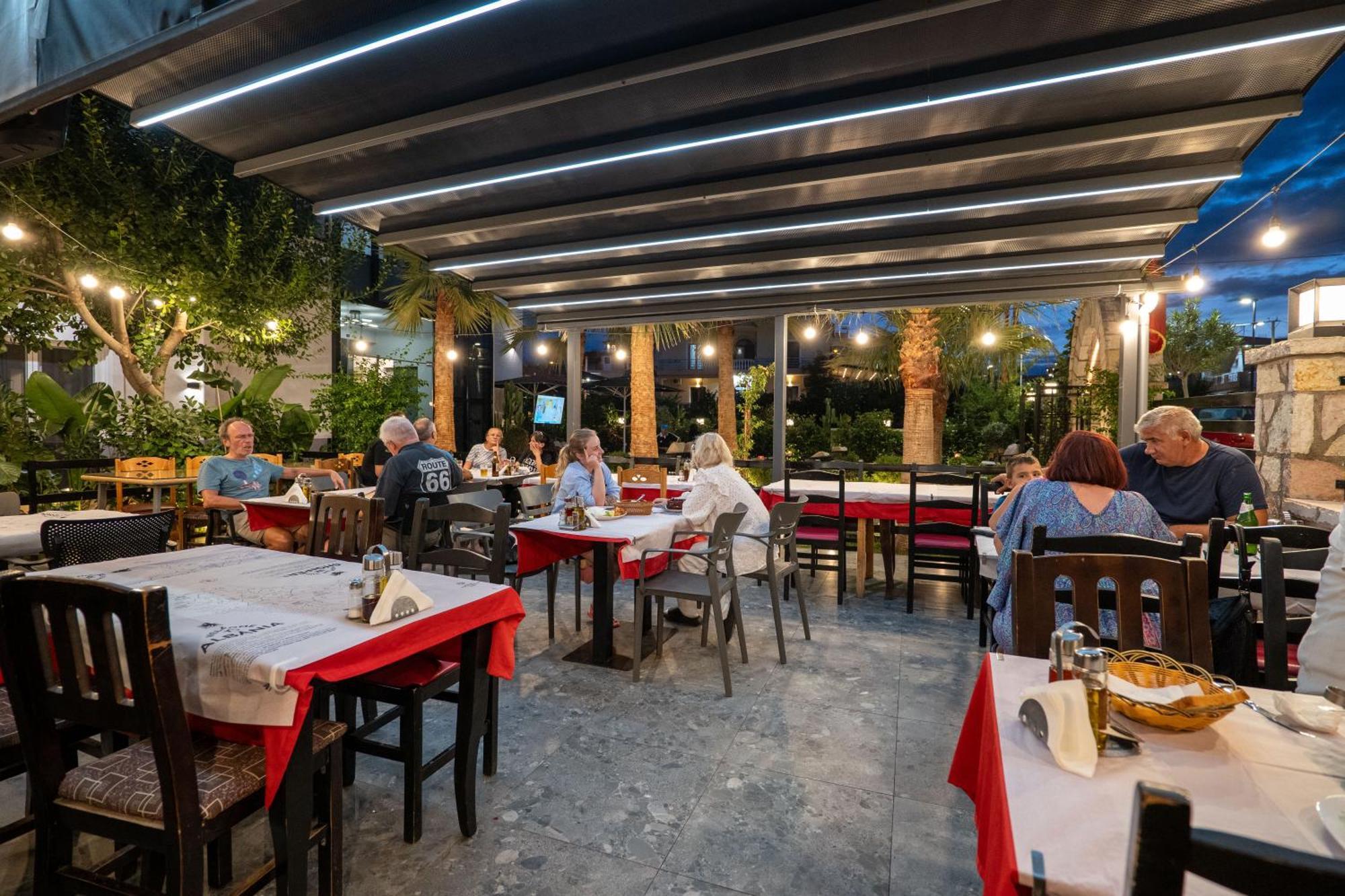 Hotel Eagle Ksamil Exterior photo
