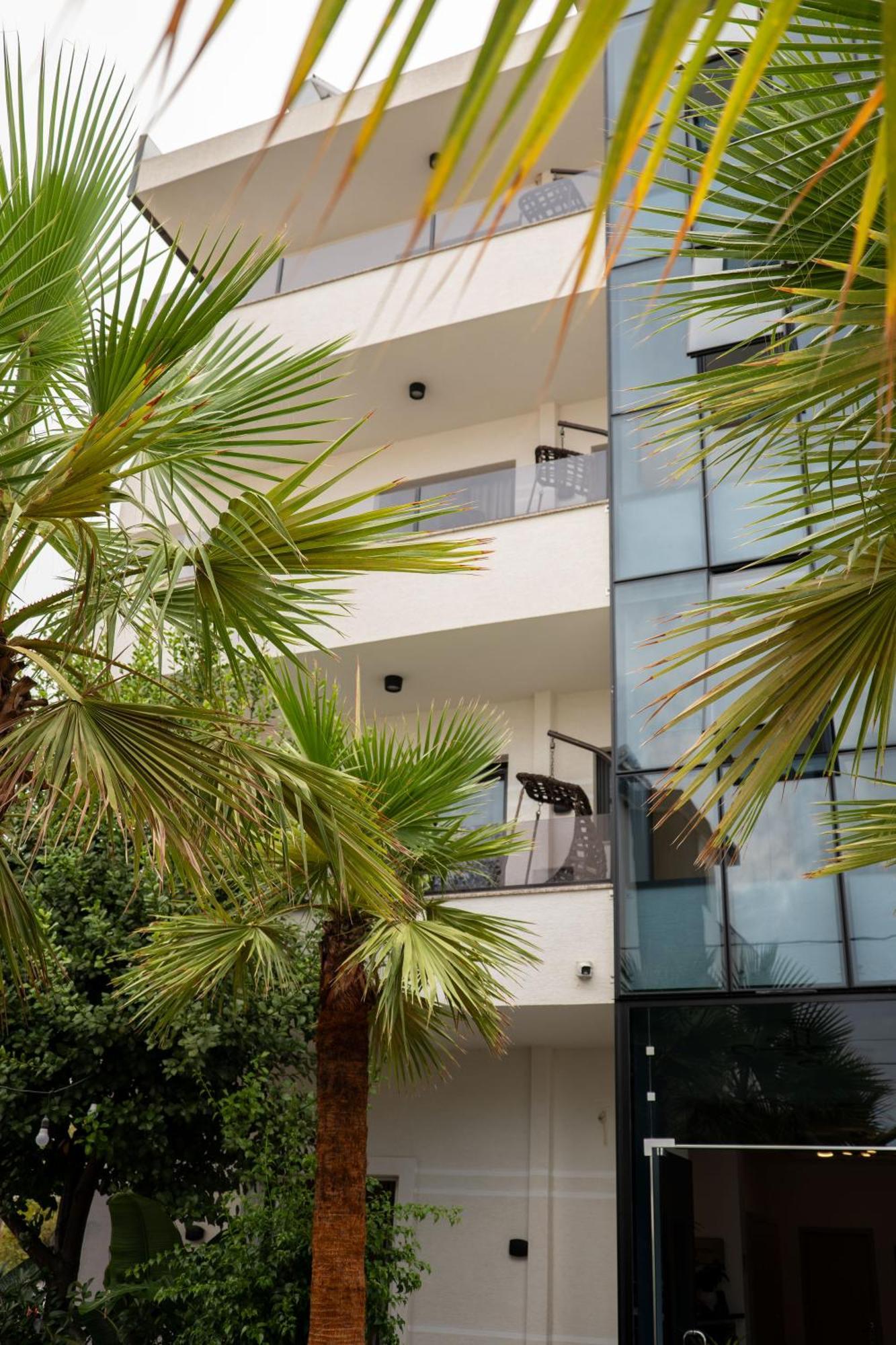 Hotel Eagle Ksamil Exterior photo